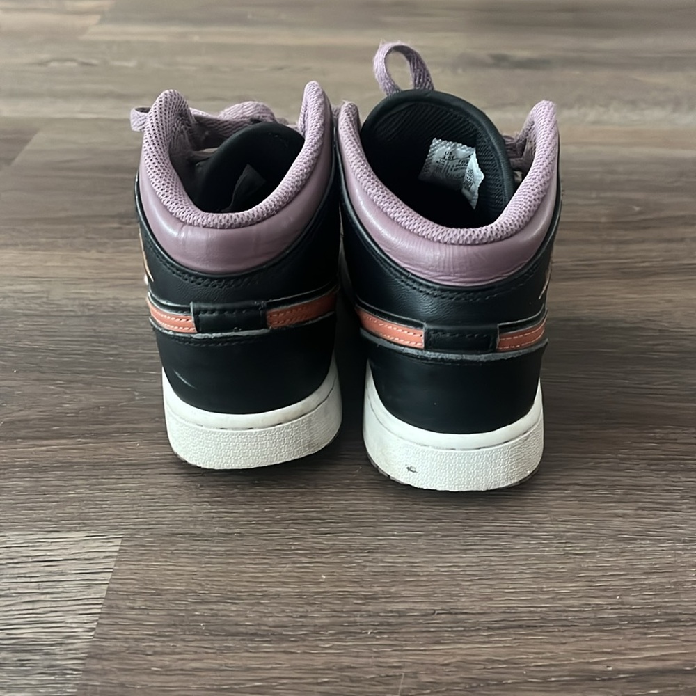 Jordan 1 - Picture 4 of 5